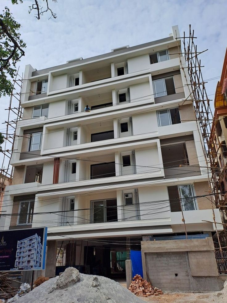 Business & Hospitality, Gomti Nagar